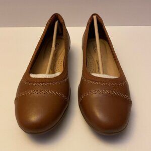 NIB, Clarks leather ballet flats, color: caramel, size: 8